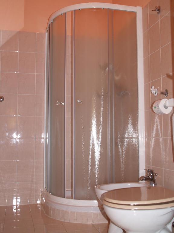 Apartments Frank ロヴィニ エクステリア 写真